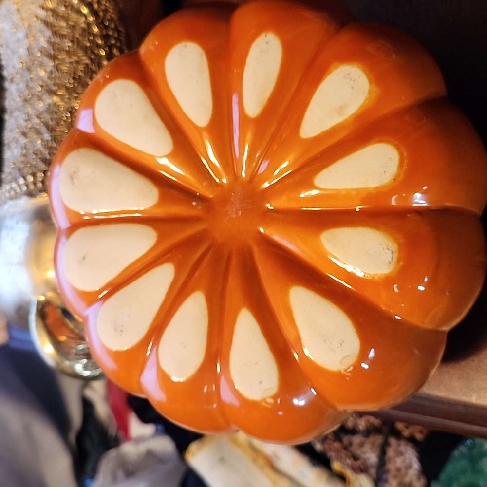 Glazed Ceramic Pumpkin - FALL DECOR Halloween - Jack-O-Lantern - Picture 5 of 5